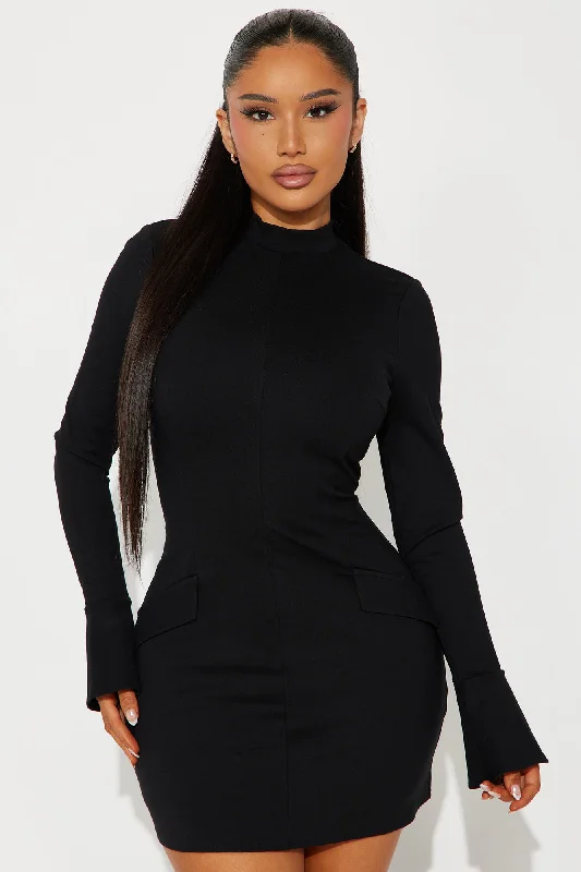 Miss Business Mini Dress - Black