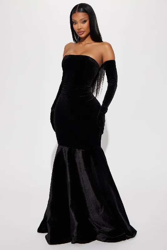 Stella Velvet Gown Set - Black