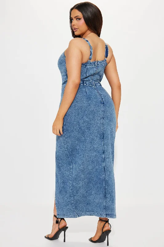 Addison Denim Maxi Dress - Light Wash