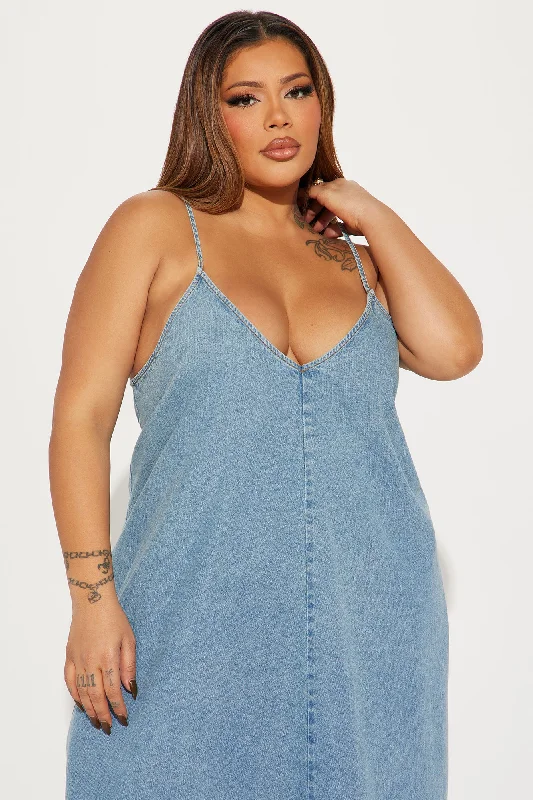 Desiree Denim Maxi Dress - Light Wash