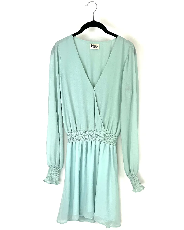 Seafoam Green Long-sleeve Dress - Small