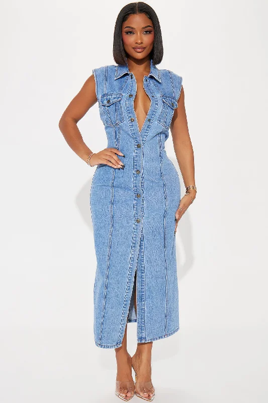 Tallahassee Denim Maxi Dress - Medium Wash