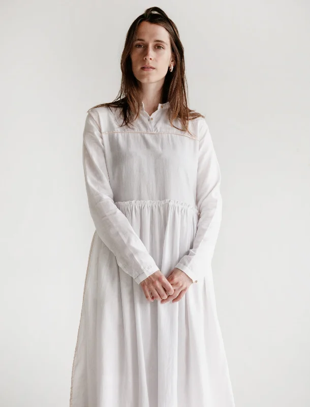 Phyphy Double Thread Khadi Dress White